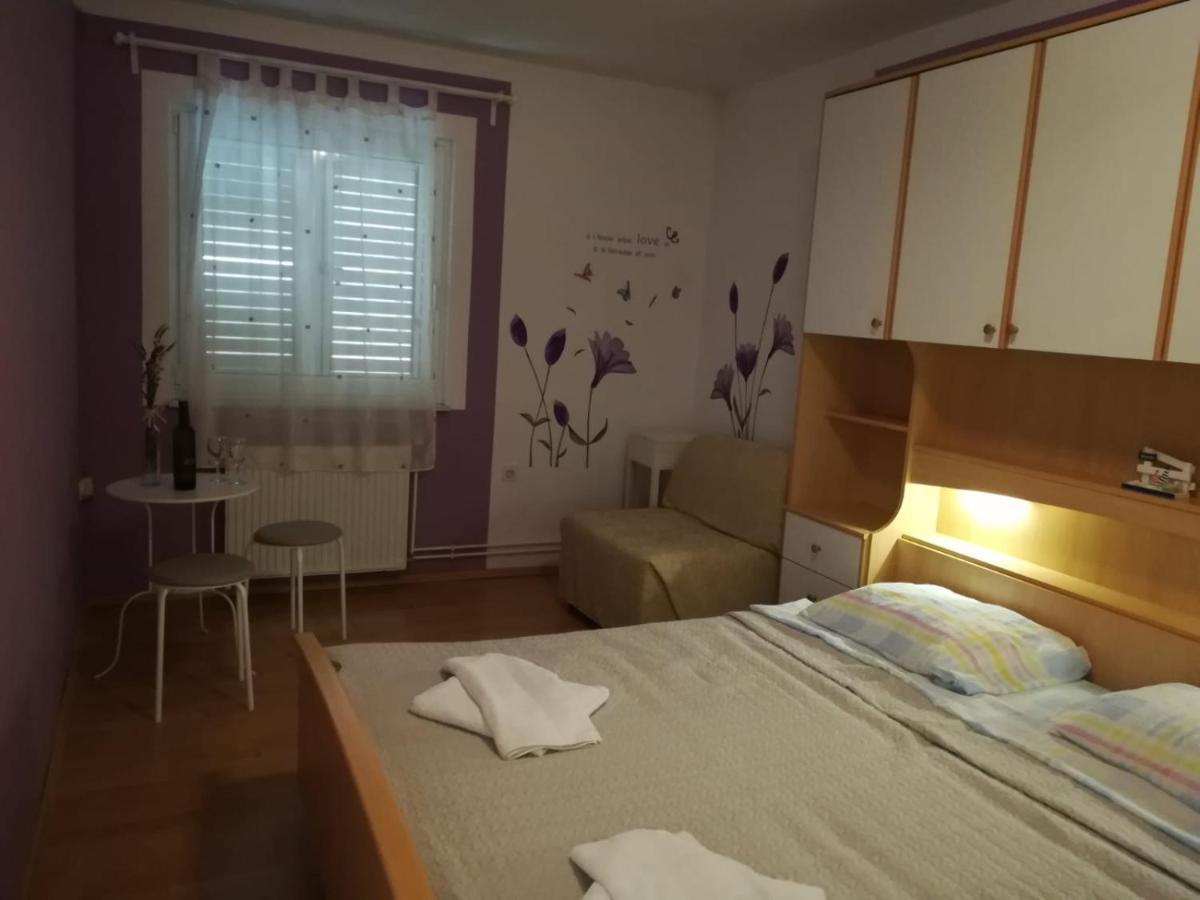 And Hudoletnjak * Šilo